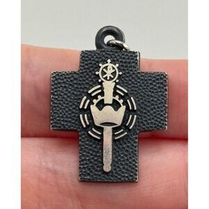 Vintage Creed Sterling‎ Silver Textured Hammered Cross Crown Chi Rho Pendant